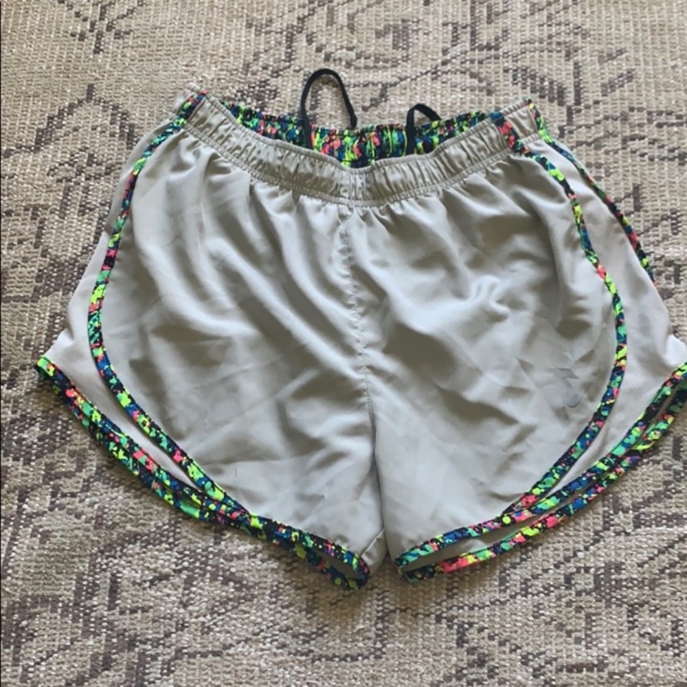 Nike shorts M